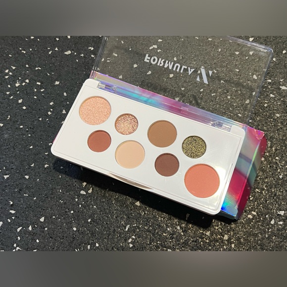 FORMULA Z | Glamgasm Pro Artistry Face & Eye Palette - Picture 6 of 7